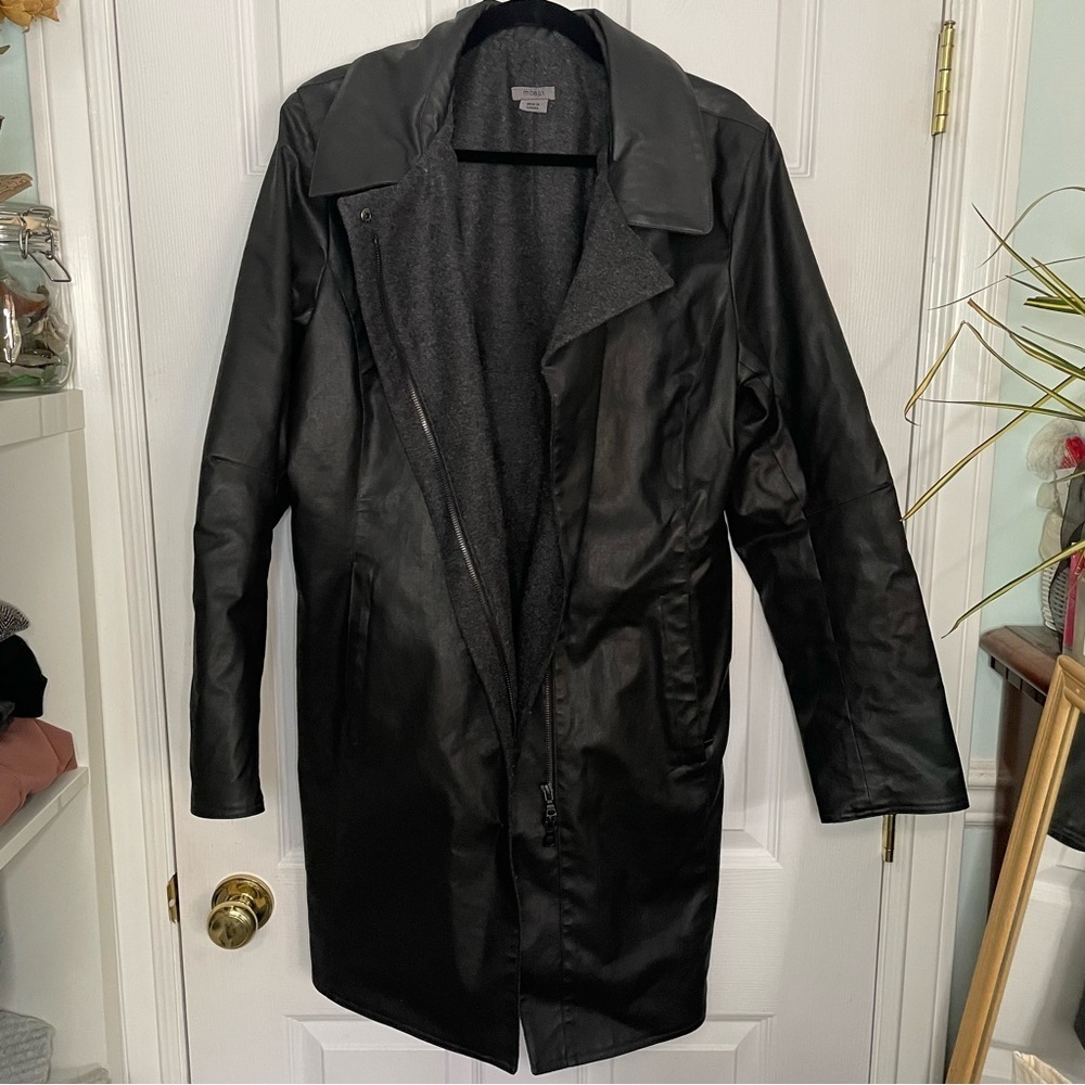 M0851 Long Zip Jacket made in Canada Medium